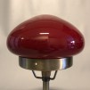 Strindbergslampa mini med vinröd skärm