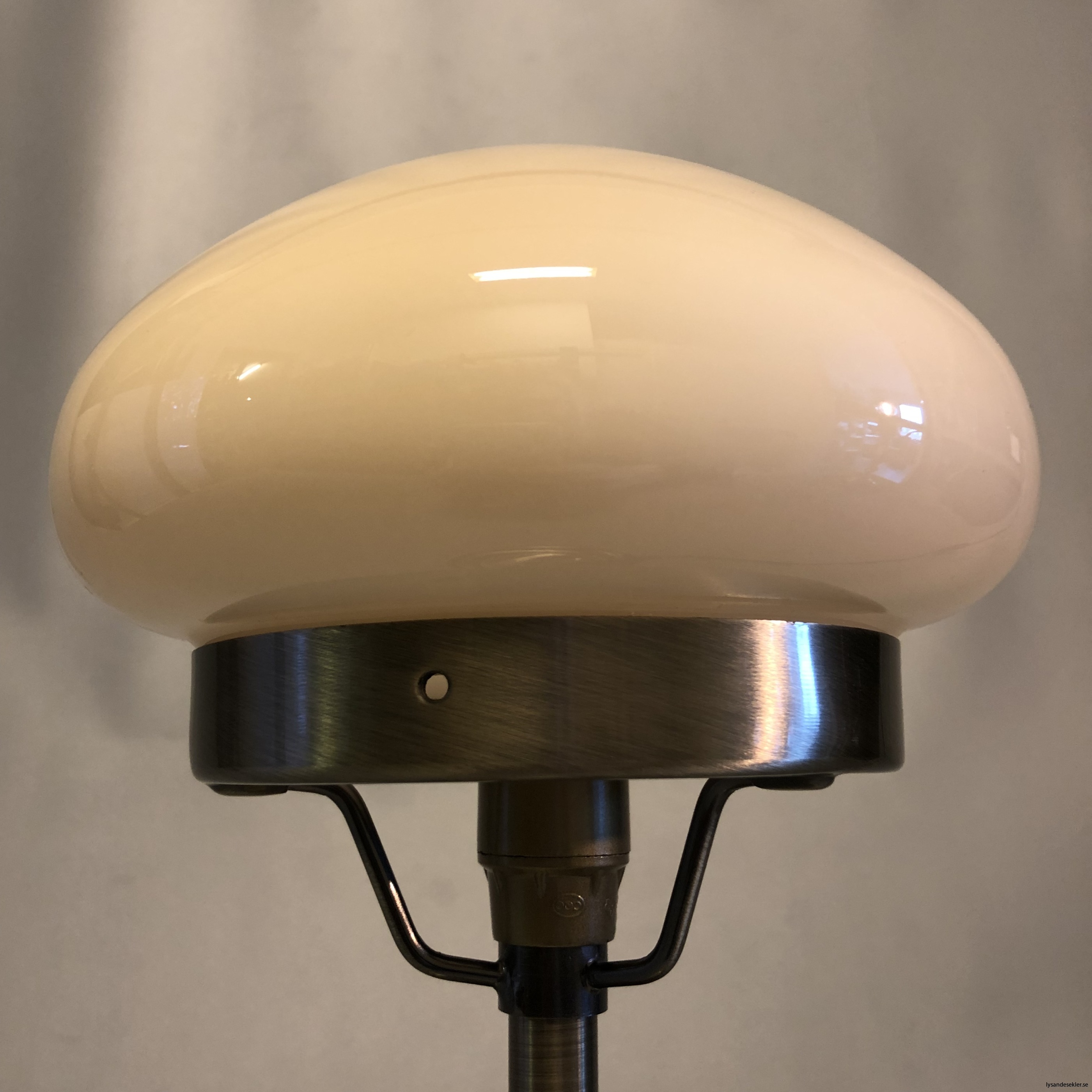 liten strindbergslampa 12 cm skärm6
