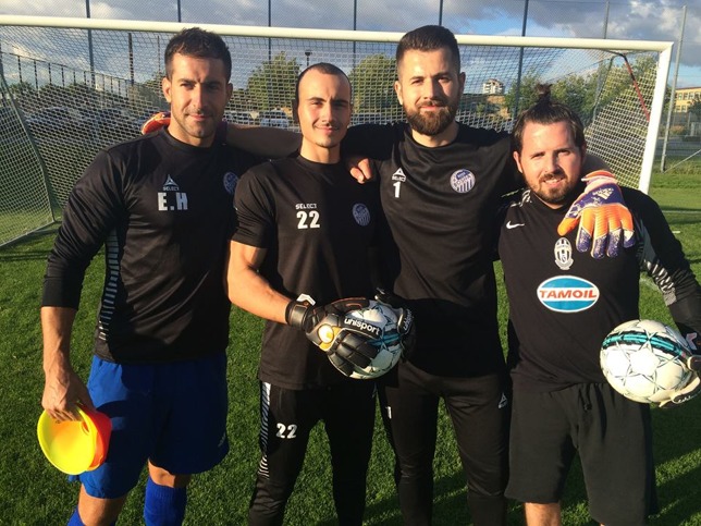 Målvaktstränare Ernes Haracic med målvakter Emil Zundja, Elvedin Smajlovic och Edin Turcinhodzic.
