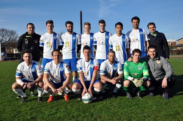 Bosna-Rydsgårds AIF 2-2, , Tränare Amar Caluk, Adi Basagicm Edin Zverotic, Henrik Ilmanen, Amko Alic, Apichai Munotsa, Ersan Mujevic, tränare haris Saranovic, Damir Bislimi, Semir Samardzic, Senad Dugalic, Emil Vidovic, Enes Mujadzic, målvaktstränare Ernes Haracic Bosna-Rydsgårds AIF 2-2, , Tränare Amar Caluk, Adi Basagicm Edin Zverotic, Henrik Ilmanen, Amko Alic, Apichai Munotsa, Ersan Mujevic, tränare haris Saranovic, Damir Bislimi, Semir Samardzic, Senad Dugalic, Emil Vidovic, Enes Mujadzic, målvaktstränare Ernes Haracic