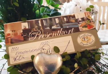 Ge bort ett presentkort på en skön spaupplevelse! Upplev &  njut på Hotel & SPA Lögnäs Gård, ett charmigt & annorlunda spa på landet mellan Laholm & Båstad. Presentkort ...