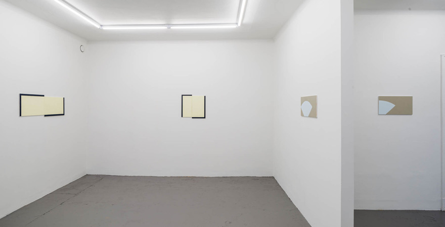 Gå den till mötes. Charlotte Jönsson. Installationsbild 2016. Foto: Jean-Baptiste Beranger. Gå den till mötes. Charlotte Jönsson. Installationsbild 2016. Foto: Jean-Baptiste Beranger.