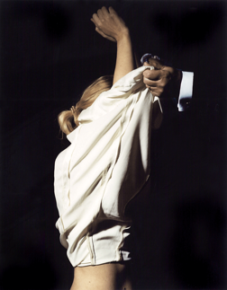 Original work: Annèe Olofsson, "Unfamiliar", 2001, C-print, Series of 5, Edition 2, 140x105cm (sold out) Original work: Annèe Olofsson, "Unfamiliar", 2001, C-print, Series of 5, Edition 2, 140x105cm (sold out)