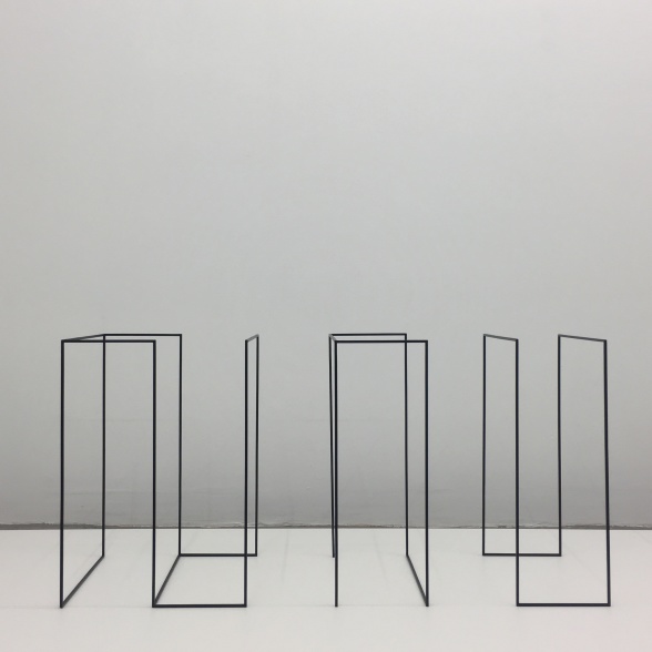 Helén Svensson. In ut i. Skulptur. 2018. Foto: Mårten Claesson Helén Svensson. In ut i. Skulptur. 2018. Foto: Mårten Claesson