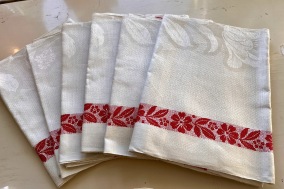 Sex Nya vackra linnehanddukar i rött och vitt.. - Sex hellinne handdukar, Oanvända!