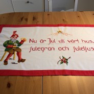 En fin handbroderad julbonad