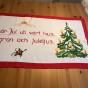 En fin handbroderad julbonad