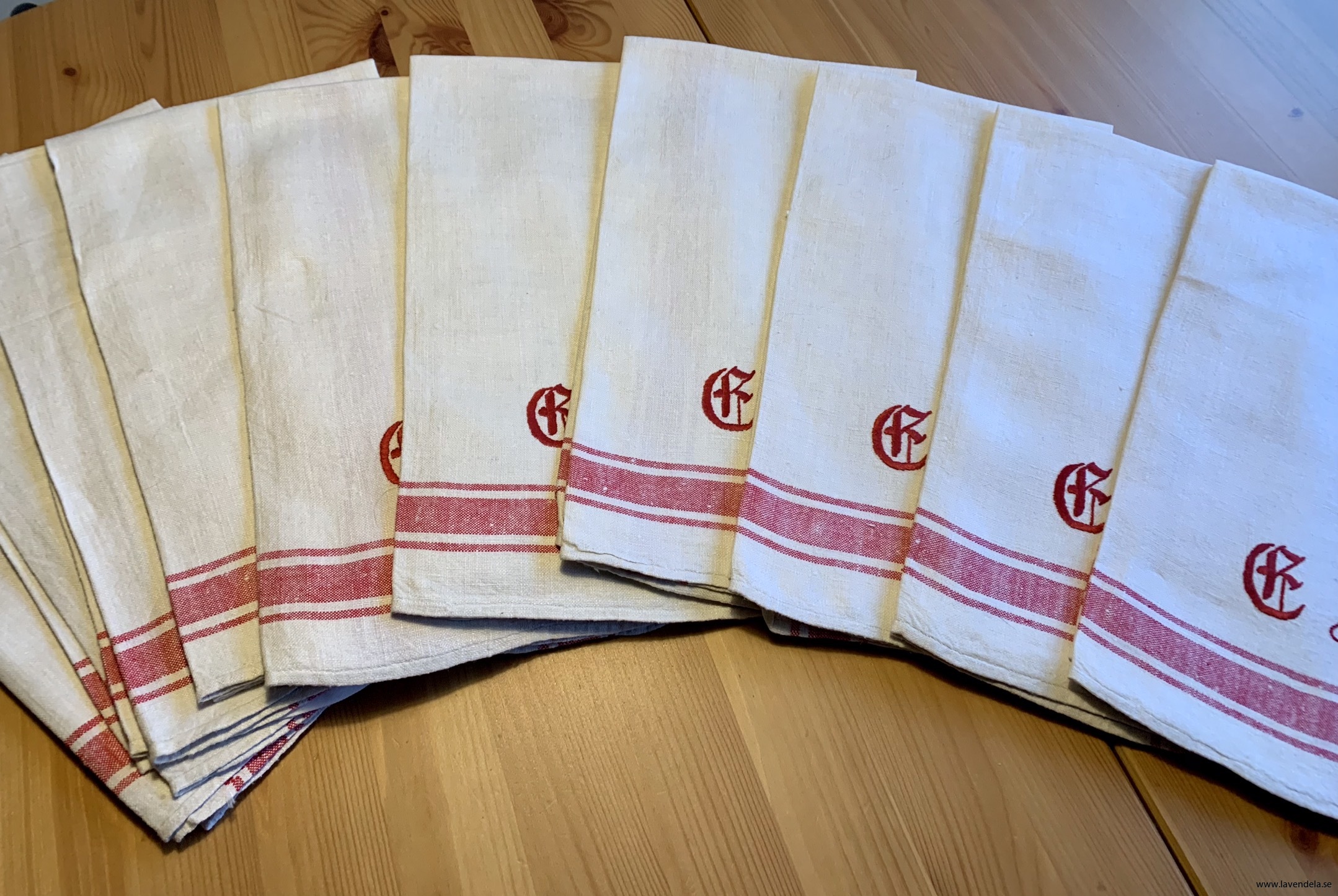 10 stycken vackra handdukar