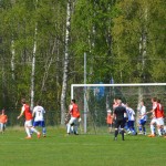Fredrik Nilsson använder huvudet
