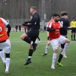 Hassan Ashraf dansar med Brämhultsförsvare