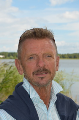 Augusti. BoLennart Johannesson, ny rektor på skolan. Augusti. BoLennart Johannesson, ny rektor på skolan.