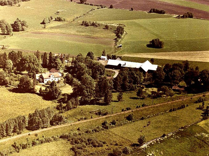 Prästgården flygfoto 1961 med ägor som på kartan
