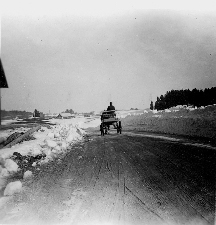 På väg mot Klosternoläng 1940-tal. Bild från Tommy Nilsson, 2022