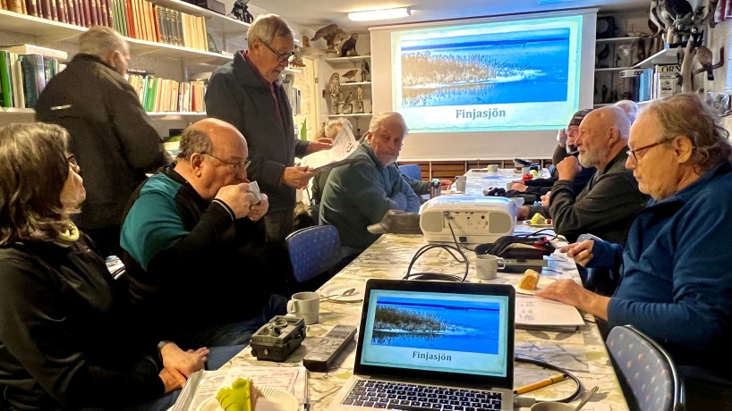 Eftersom det var vår 250:onde räkning sedan november 1969 (!) bjöds det på tårtkalas!