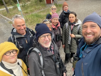 Tomas Axén Haraldsson (t h) med sina cirkeldeltagare.