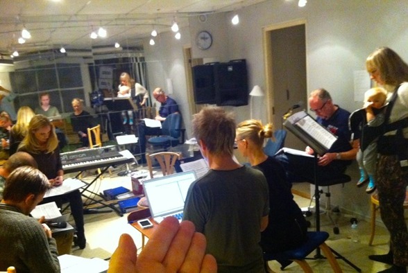 Rehearsal and vocal sound check with the Real Group! Photo: Anders Jalkéus Rehearsal and vocal sound check with the Real Group! Photo: Anders Jalkéus