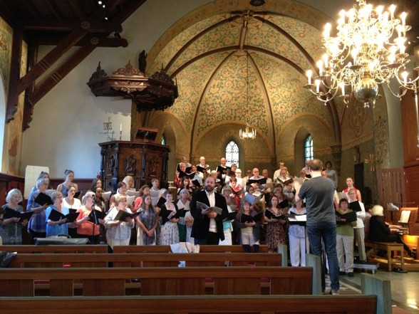 Dress rehearsal of God in Disguise. Jakob Högström as baritone soloist and Daniel Möller conducting. Dress rehearsal of God in Disguise. Jakob Högström as baritone soloist and Daniel Möller conducting.