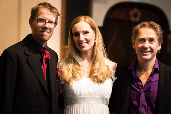 Conductor David Åberg, soprano Hannah Holgersson and composer Kjell Perder! Photo: Rikard Karlsson Conductor David Åberg, soprano Hannah Holgersson and composer Kjell Perder! Photo: Rikard Karlsson