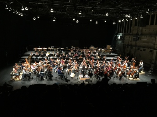 Carolin Widmann (violin) rehearsing with Brad Lubman and NDR Sinfonieorchester at Kampnagel, Hamburg.