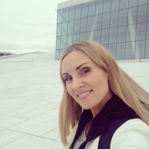 Hannah Holgersson on the roof of the Oslo Opera!