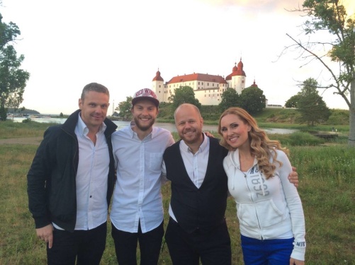 Magnus Ahlgren, Jonatan Lindh, Joakim Holgersson and Hannah Holgersson by Läckö Slott, Kållandsö. Photo: Evelina Holgersson