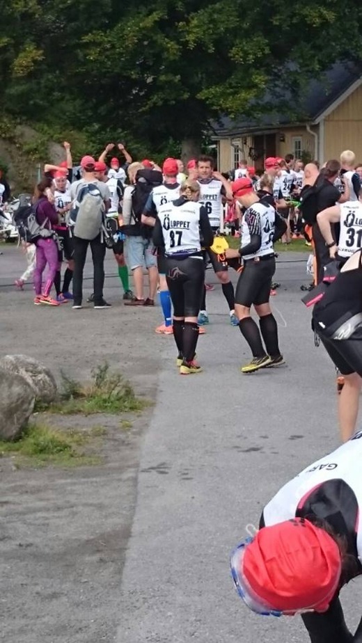 Nära start nu och vi ser över så allt är på plats! Foto: Kajsa Waldenwik Nära start nu och vi ser över så allt är på plats! Foto: Kajsa Waldenwik