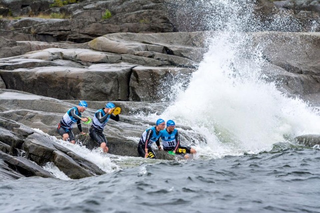 Foto: https://www.facebook.com/pages/Höga-Kusten-SwimRun Foto: https://www.facebook.com/pages/Höga-Kusten-SwimRun