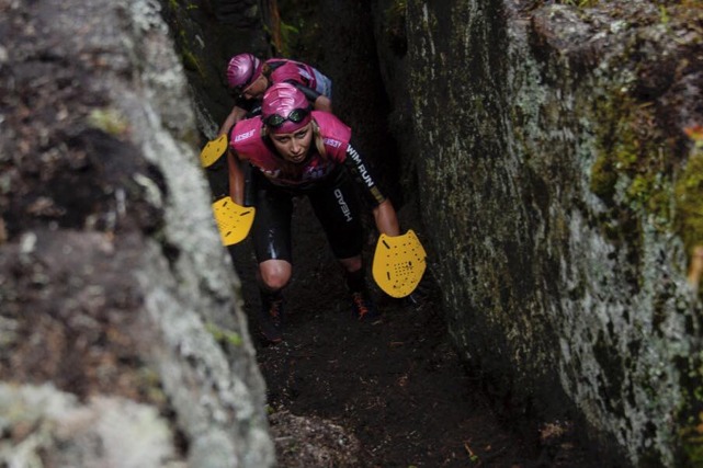 Damvinnarna Carro och Kristin Foto: https://www.facebook.com/pages/Höga-Kusten-SwimRun Damvinnarna Carro och Kristin Foto: https://www.facebook.com/pages/Höga-Kusten-SwimRun