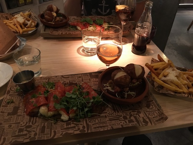 God mat och taktiksnack! God mat och taktiksnack!