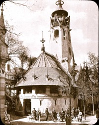 Finlands paviljong på världsutställ-ningen i Paris år 1900. Fotot är en del av utställningen Pro Finlandia.