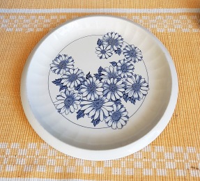 Tallrik/assiett "Marguerite" (4), Enoch Wedgwood, Tunstall Ltd, England. Diam. 23 cm. 30 SEK/st