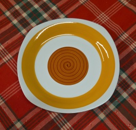 6 st assietter Gefle "Stina". Diam. ca 18,5 cm. Fint skick. 240 SEK