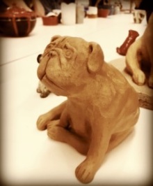 Mops i lera Mops i lera