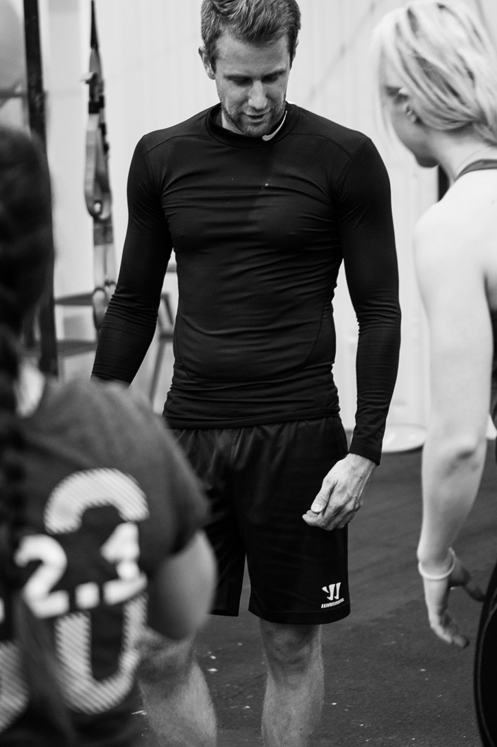 CrossFit -Högintensiv varierad träning med stort fokus på korrekt teknik genom personling coachning. CrossFit -Högintensiv varierad träning med stort fokus på korrekt teknik genom personling coachning.