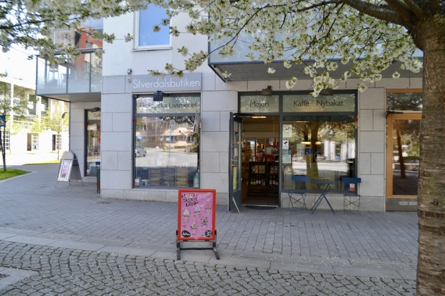 Butikslokal till salu i Sollentuna – Silverdals Torg 7 bild 1