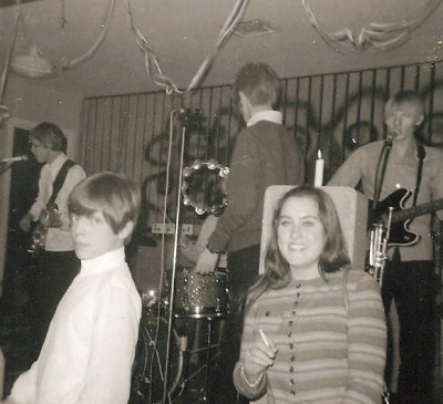Popkonsert på Strågagården 1968. Foto från Lena Clarin. Popkonsert på Strågagården 1968. Foto från Lena Clarin.