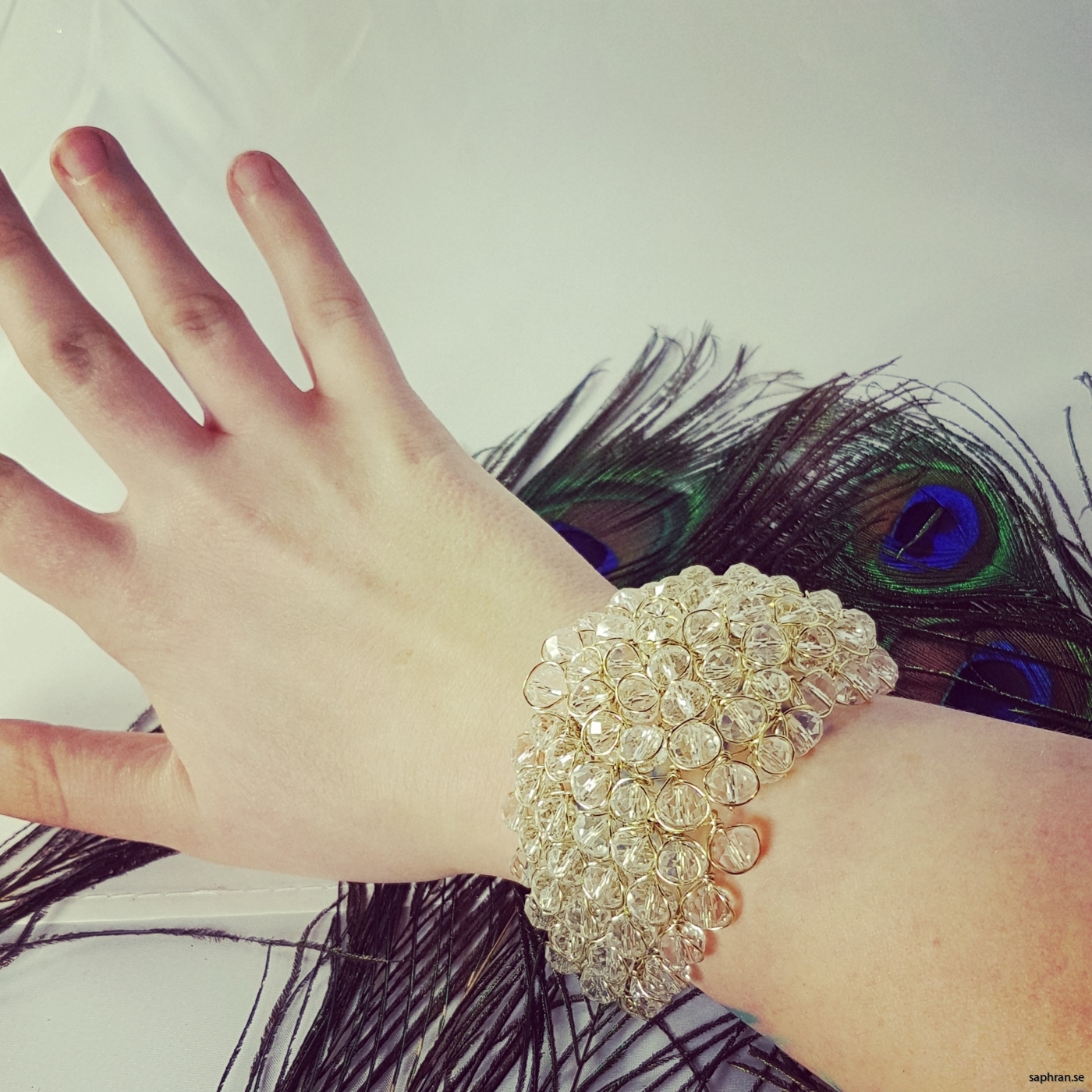 Orientaliskt armband med massa glitter och glamour