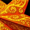 Röd adventsstjärna i kitschig Indisk/Orientalisk stil - 22 Röd Orange