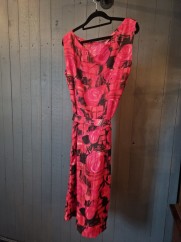 Rosmönstrat vintage klänning