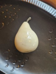 Vit alabaster päron