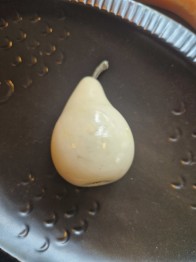 Vit alabaster päron