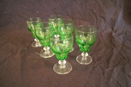Gröna starkvinsglas