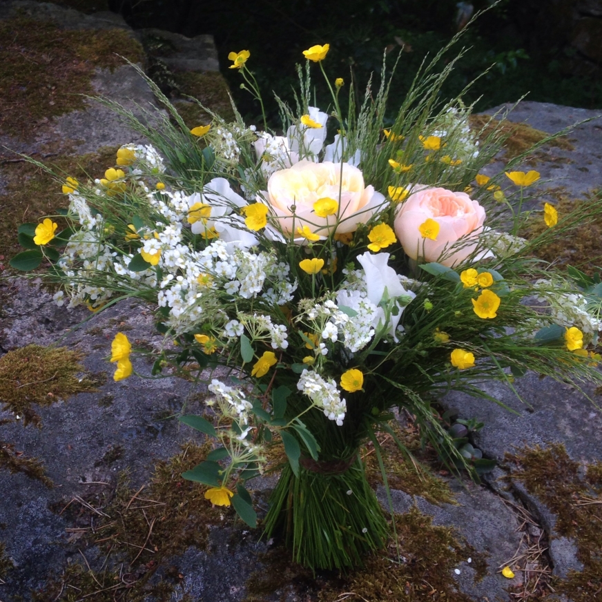 Blomsterkurs- för inspiration, umgänge och glädje Blomsterkurs- för inspiration, umgänge och glädje