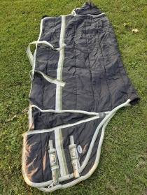 Nr 16.) Innetäcke145cm 300:- Nr 16.) Innetäcke145cm 300:-