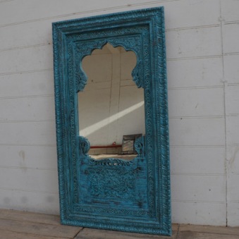 Turkos eller vit spegel