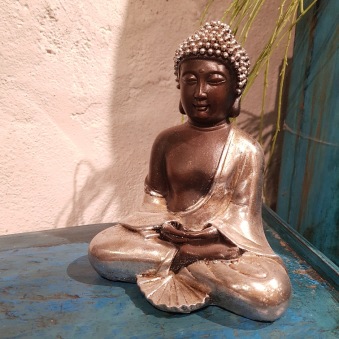Sittande Buddha