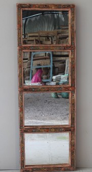 Handmålad spegel