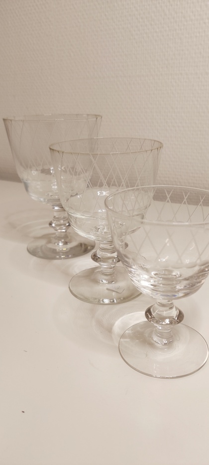 Servisglas: Sickan från 1950-talet av Vicke Lindstrand