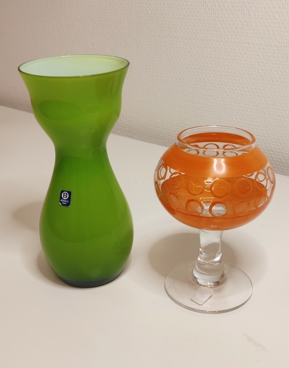 Grön vas från Bergdala och ljuslyktan "Lucifer" från Gullaskruf av Lenart Andersson