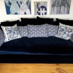 blå soffa